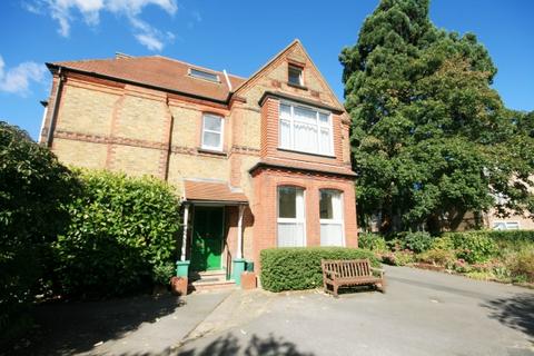 1 bedroom flat to rent, Golden Manor, Hanwell, W7