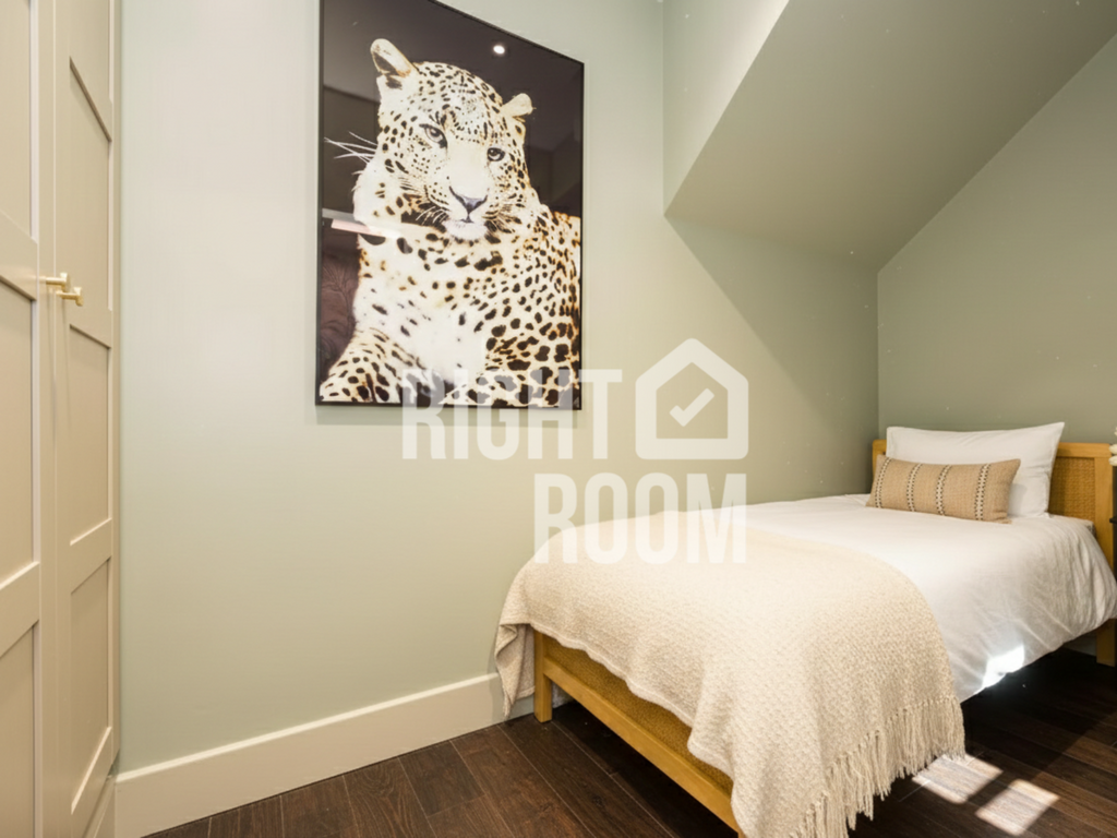 Apartment in Bournemouth, West Cliff - View 3