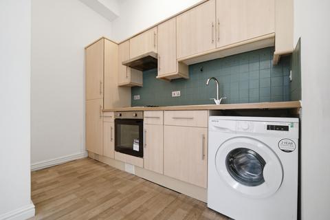 undefined, Cwrt Brenin, Pontypridd, CF37