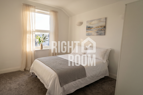 undefined, 5 Bed Flat, Albert Road, Southsea PO5