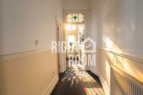 undefined, 6 Bed Flat, Edinburgh Road, Portsmouth PO1