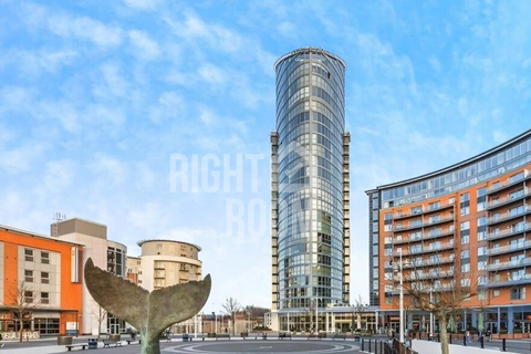 2 bedroom apartment to rent, 2 Bed Flat, No.1 Building Gunwharf Quays, Portsmouth PO1