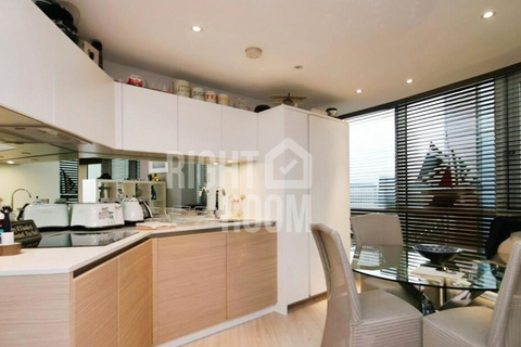 2 bedroom apartment to rent, 2 Bed Flat, No.1 Building Gunwharf Quays, Portsmouth PO1