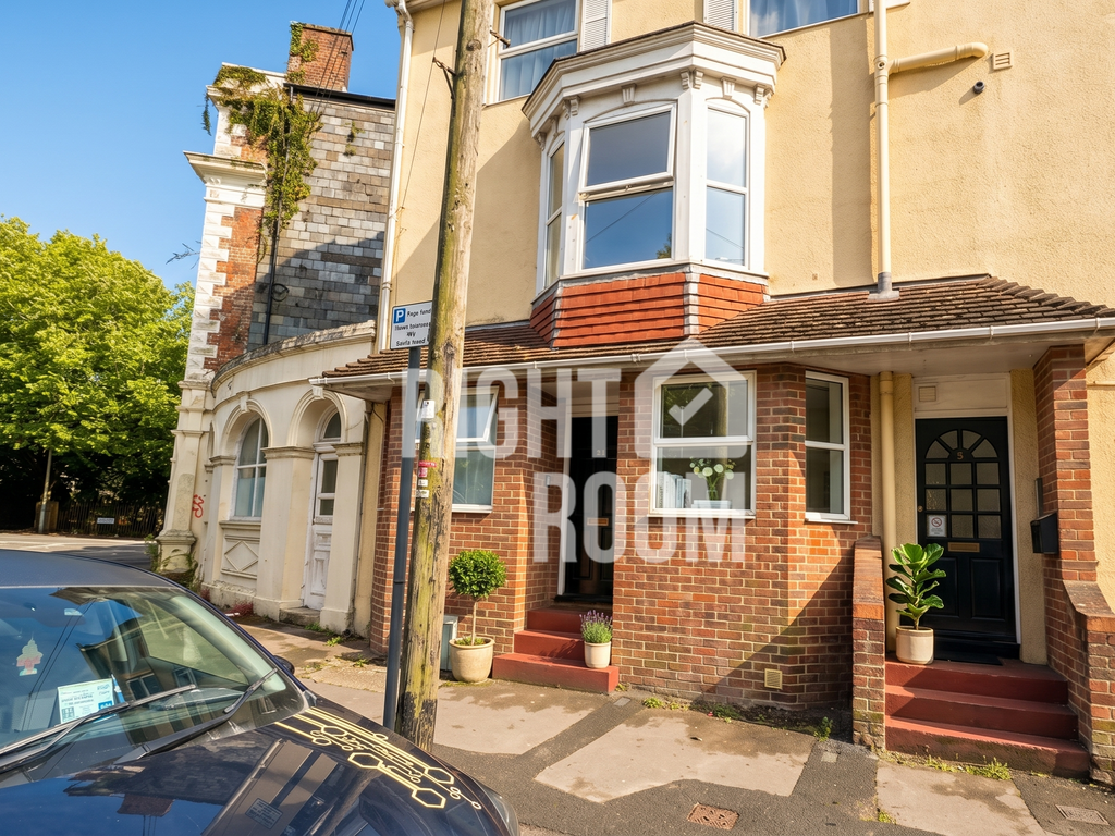 Apartment in Southampton - More