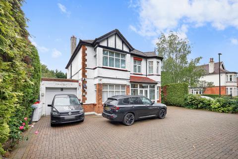 4 bedroom detached house for sale, Chase Side, London, N14