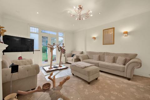 4 bedroom detached house for sale, Chase Side, London, N14