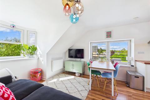 1 bedroom apartment for sale, Waterford Apartment 6,  24 The Square, Grantown On Spey