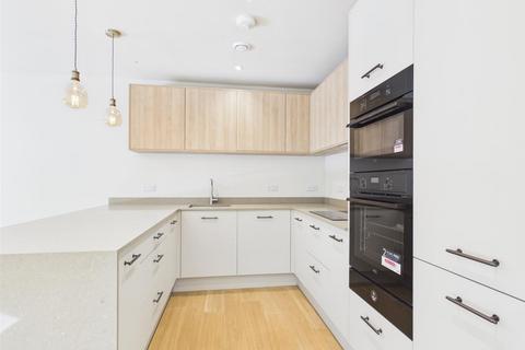 3 bedroom semi-detached house for sale, Kearton Close, Kenley CR8