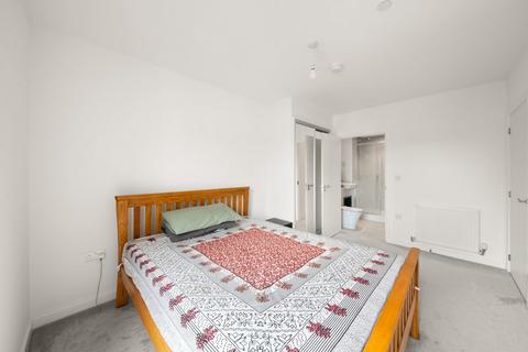 2 bedroom flat for sale, Forastero House, Farine Avenue, Hayes, UB3 4GE