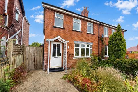 3 bedroom semi-detached house to rent, Ridge Crescent, Middlestown, Wakefield, West Yorkshire, WF4