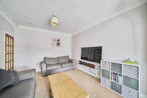 4 bedroom terraced house for sale, Virginia Gardens, Ilford, IG6