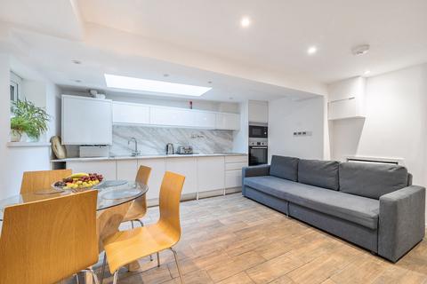 Eversleigh Road, Shaftesbury Estate, London, SW11