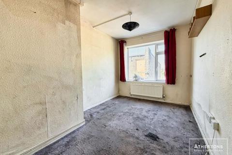 2 bedroom flat for sale, Bargates, Christchurch, Dorset, BH23 1QL