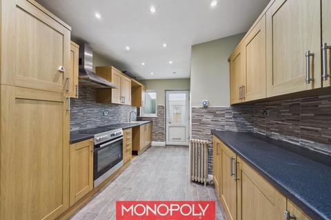 4 bedroom semi-detached house for sale, Kensington Avenue, Colwyn Bay LL29