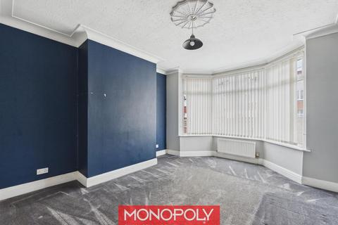 4 bedroom semi-detached house for sale, Kensington Avenue, Colwyn Bay LL29