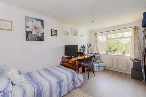 1 bedroom flat for sale, Suffolk Close, Cippenham