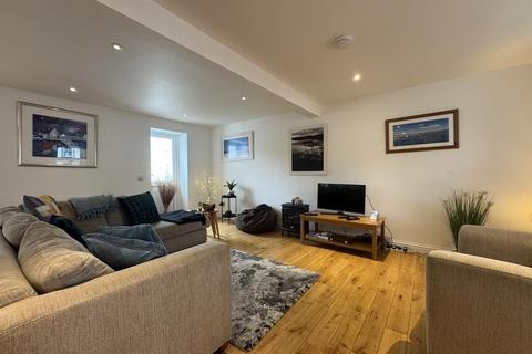 3 bedroom terraced house for sale, Main Street, Bowmore