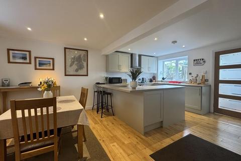 3 bedroom terraced house for sale, Main Street, Bowmore