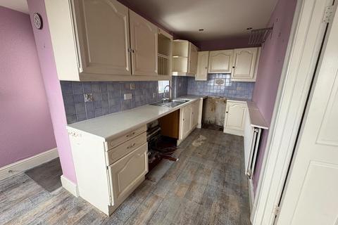 3 bedroom flat for sale, Lon Mefus, Sketty, Swansea, City And County of Swansea.