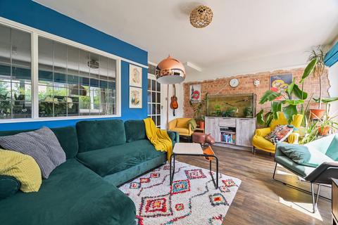 Tredegar Road, London E3