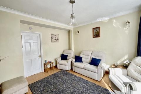3 bedroom semi-detached house to rent, Balmoral Road, Sheffield