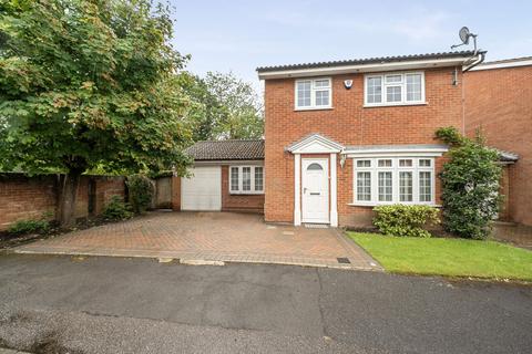 4 bedroom detached house for sale, Sandbrook Close, London, NW7, Mill Hill, London, NW7
