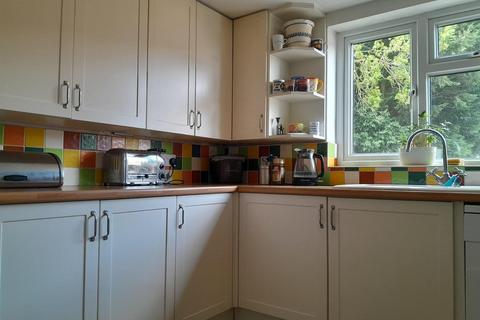 5 bedroom detached house for sale, Hull Road, Whitedale HU11