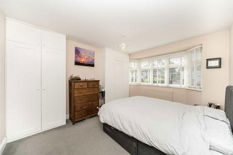 3 bedroom semi-detached house for sale, Kingshurst Road, London