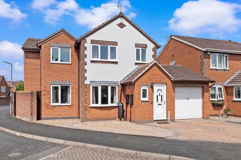 Detached house - 3 Emperor Drive, St. Peter's, Worcester. WR5 3TH