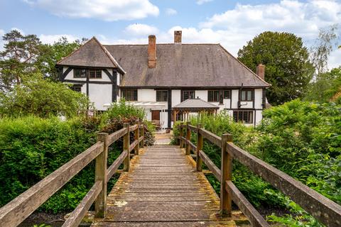 6 bedroom manor house for sale, Rookery Lane, Smallfield, RH6
