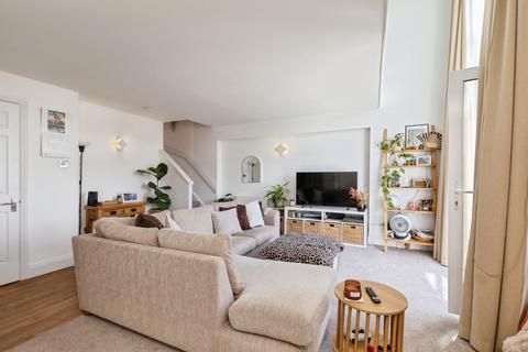 2 bedroom maisonette for sale, Ferry Street, Bristol, BS1