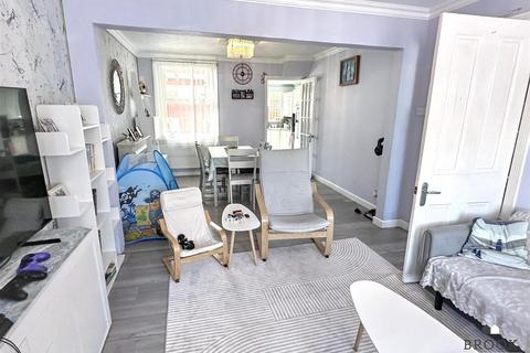 3 bedroom terraced house for sale, Bourne Street, Eastbourne BN21