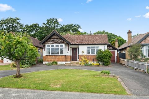 3 bedroom detached bungalow for sale, The Warren, Worcester Park KT4