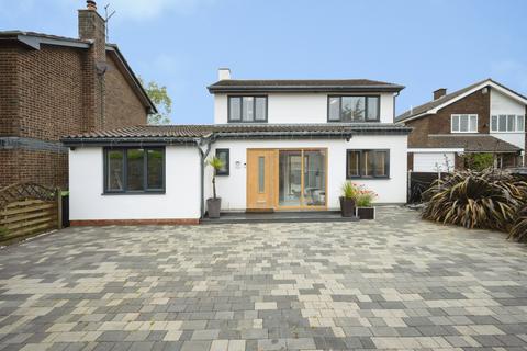 4 bedroom detached house for sale, The Close, Thurleigh, Bedford, Bedfordshire, MK44