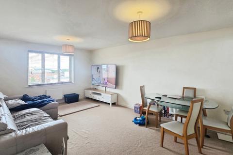 2 bedroom apartment for sale, Centrifuge Way, Farnborough GU14