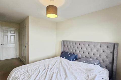 2 bedroom apartment for sale, Centrifuge Way, Farnborough GU14