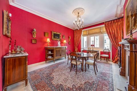 4 bedroom flat for sale, Holland Park Gardens, London W14