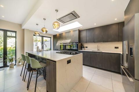 Hendon Lane, London N3