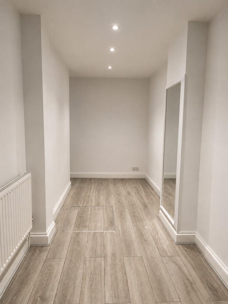 Apartment in Brighton, Round Hill - View 4