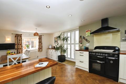 4 bedroom detached house for sale, Old Fen Lane, Scrub Hill, LINCOLN