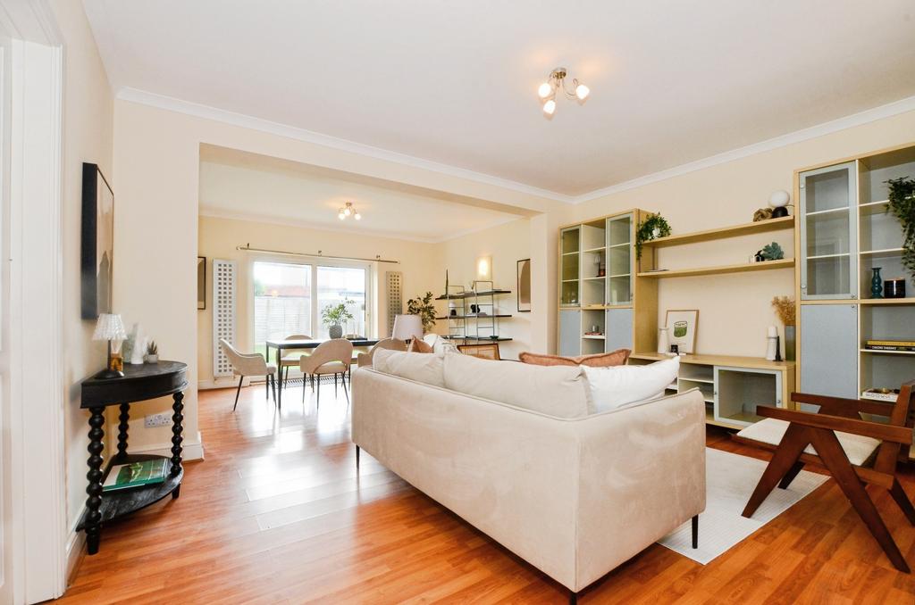 Living / Dining Room