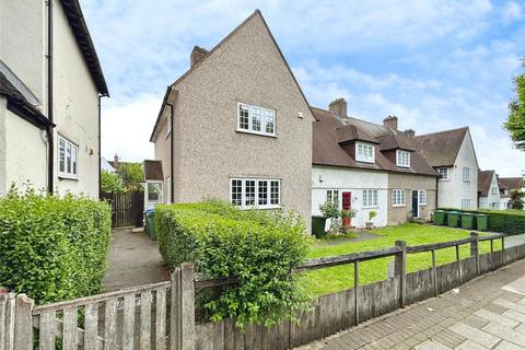 3 bedroom semi-detached house for sale, Well Hall Road, London SE9