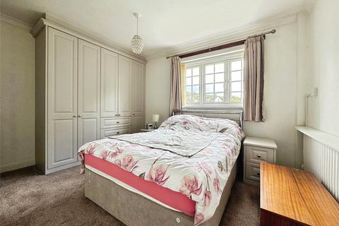 3 bedroom semi-detached house for sale, Well Hall Road, London SE9