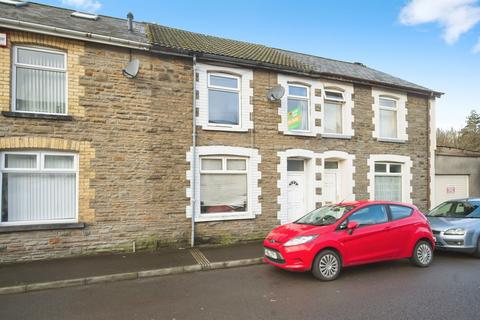 3 bedroom terraced house to rent, Abertillery Road, Abertillery, NP13