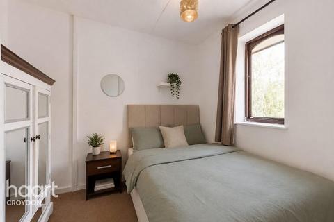 1 bedroom block of apartments for sale, Ludford Close, Croydon