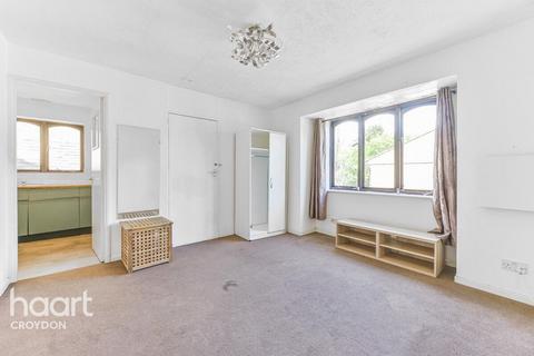 1 bedroom block of apartments for sale, Ludford Close, Croydon