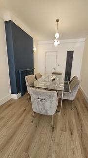 4 bedroom terraced house to rent, Regent Street, Oxford