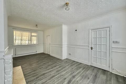 3 bedroom semi-detached house for sale, Tudor Road, Hayes, Greater London, UB3