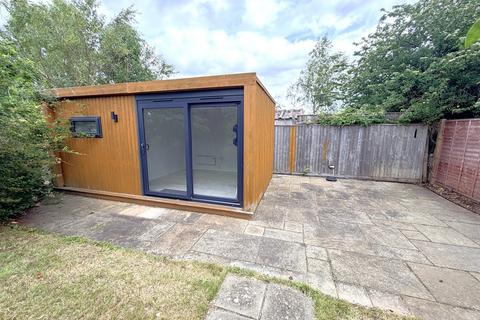 2 bedroom detached bungalow for sale, Poole