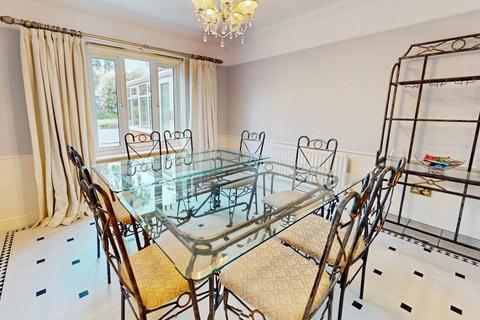 5 bedroom detached house for sale, Caine Square, Cheltenham